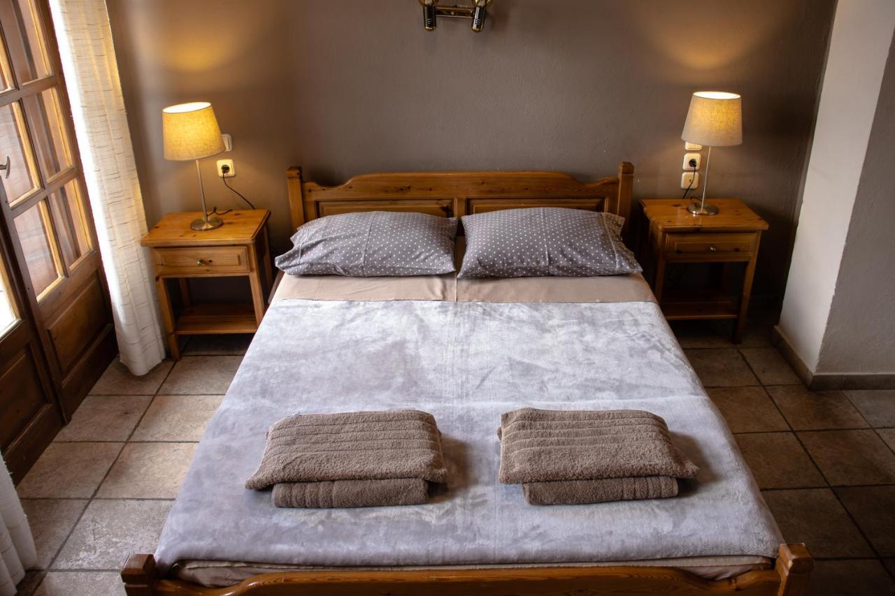 Hotel Defkalion Alli Meria Екстериор снимка