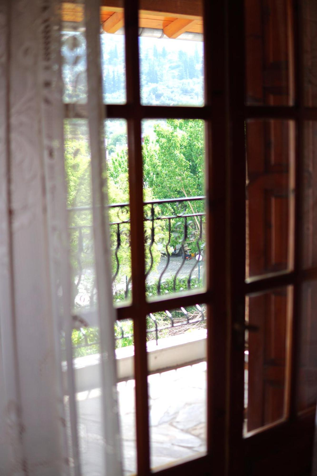 Hotel Defkalion Alli Meria Екстериор снимка