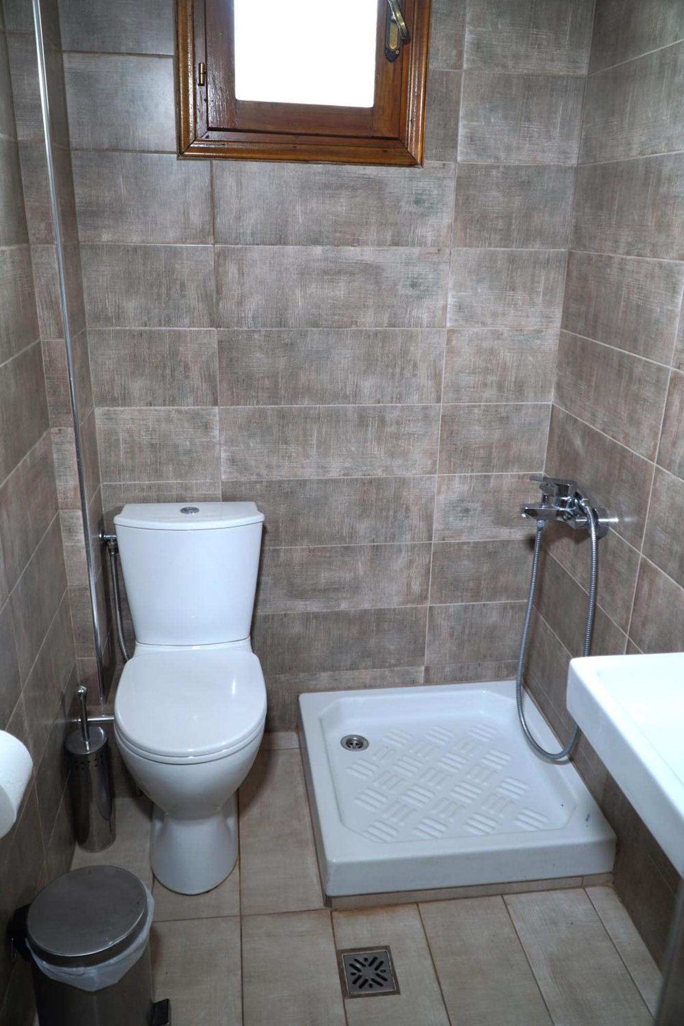 Hotel Defkalion Alli Meria Екстериор снимка