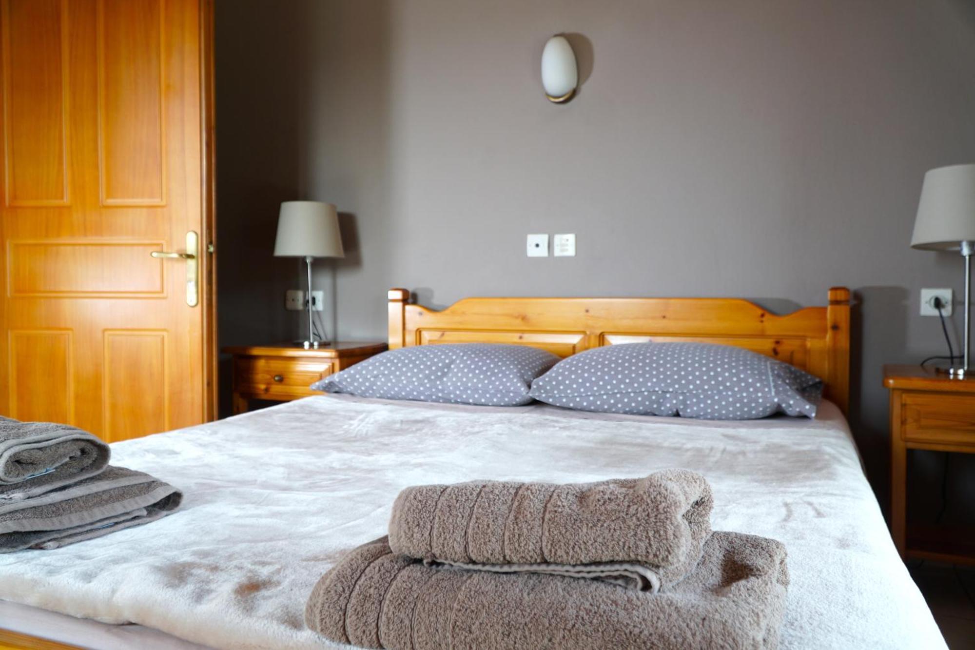 Hotel Defkalion Alli Meria Екстериор снимка